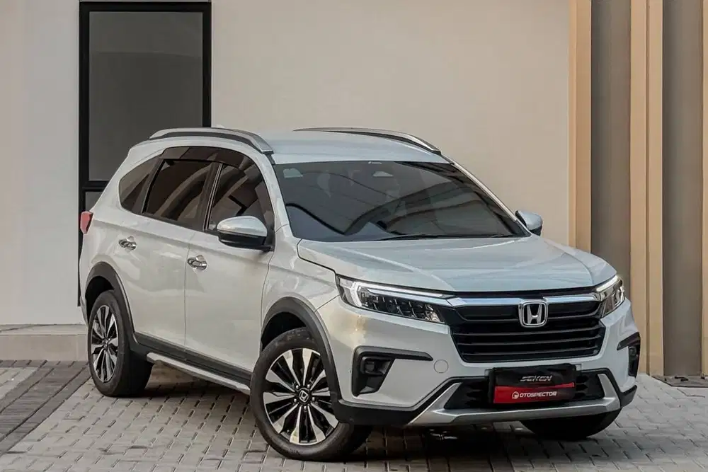 Honda BRV BR-V 1.5 Prestige Sensing CVT Matic 2023 Putih Mutiara.
