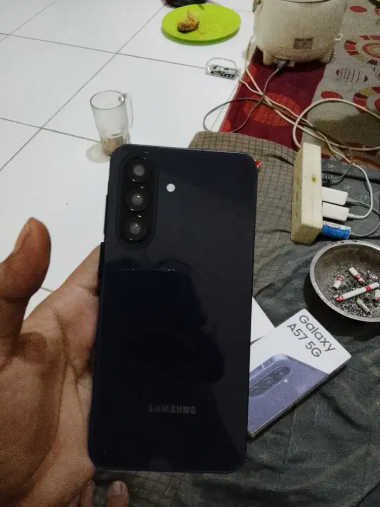 Jual aja udah punya yang baru pemakaian gak lama samsung A57