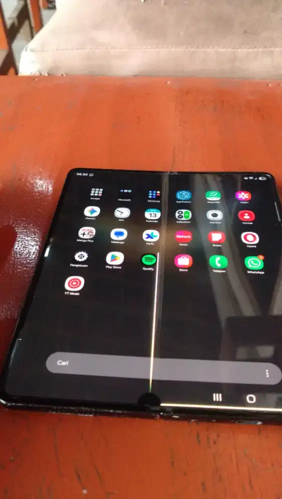 Samsung zfold 4 12/256gb ada minusnya