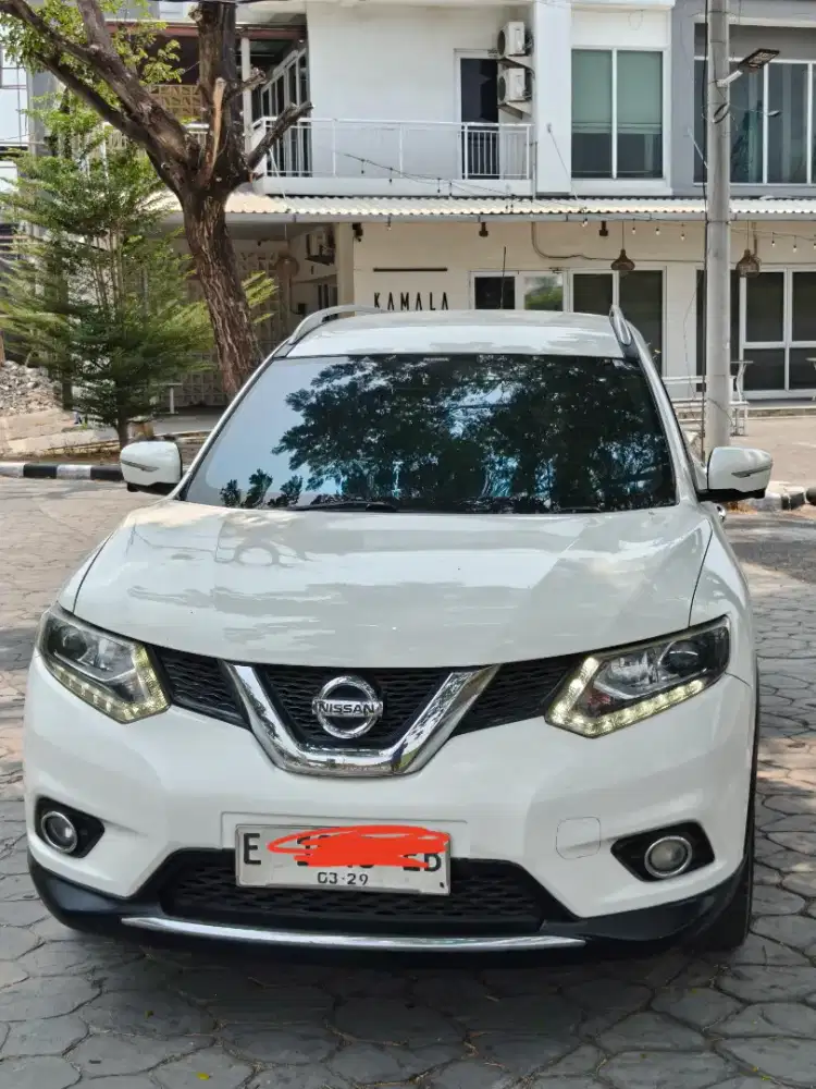 Nissan X-Trail 2.5 cvt 2014 kondisi terawat