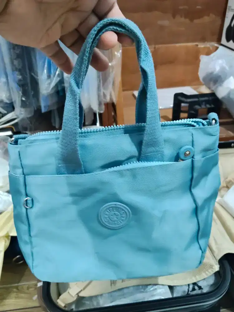 Tas Kipling Tentang Selempang