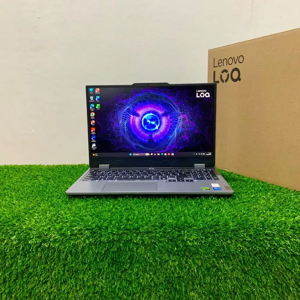 Laptop Lenovo LOQ 15IAX9 Nvidia RTX 3050