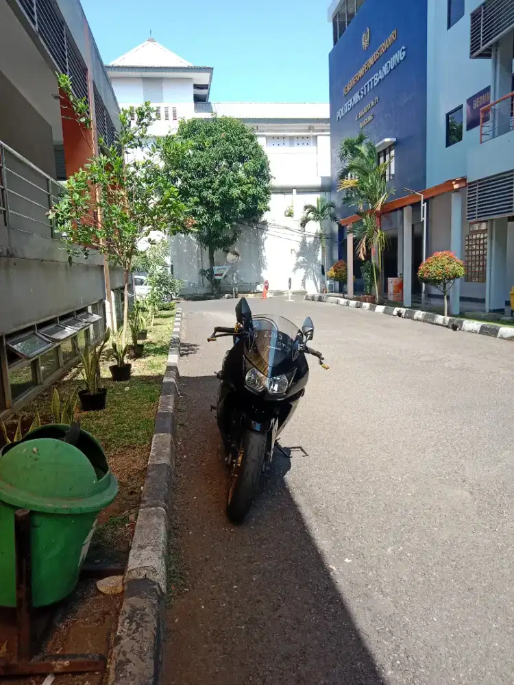 Kawasaki ninja karbu 2009