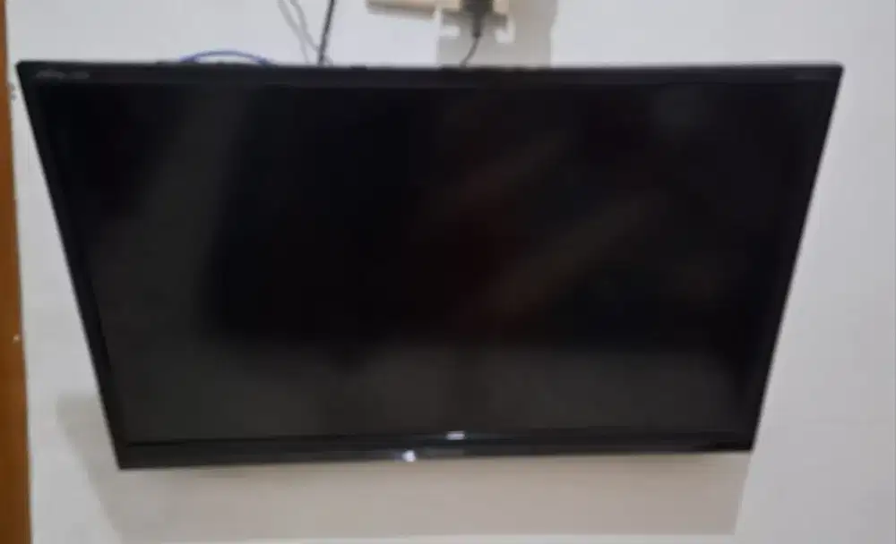 TV LED Polytron 32 Inch Mati Total (Matot) - Layar & Bodi Mulus