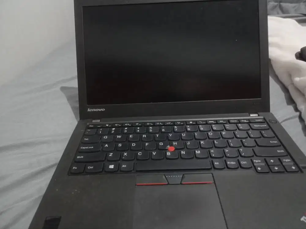 Laptop Second Thinkpad X250 Ram 8/128 Pemakaian 3 Tahun