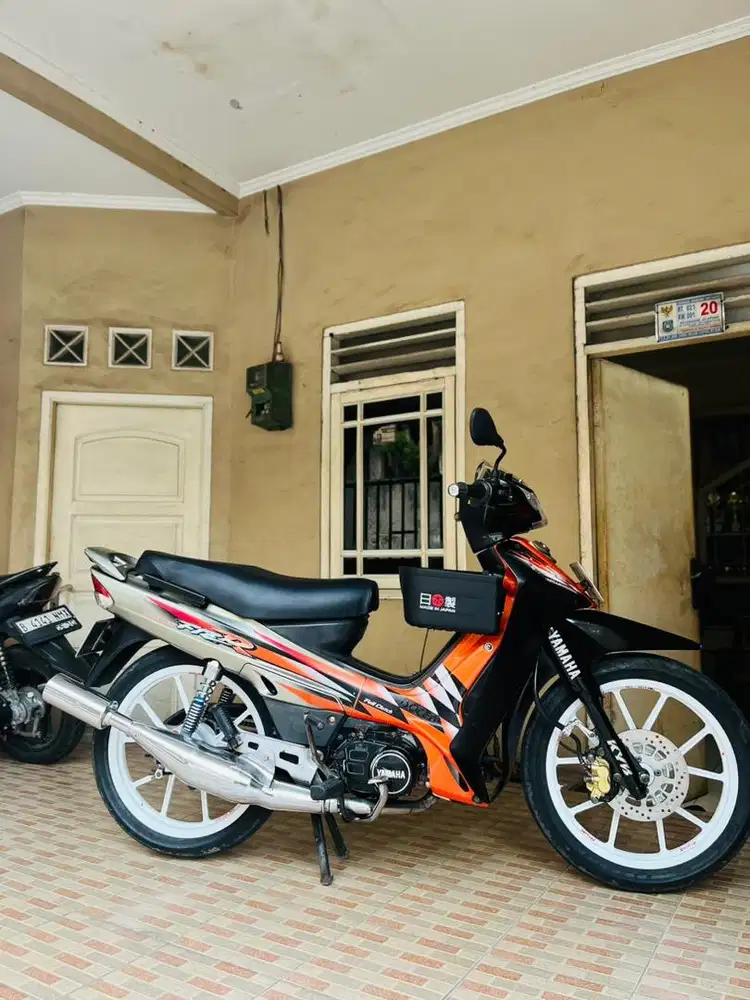 F1zr 2000 EYK MILLENIUM