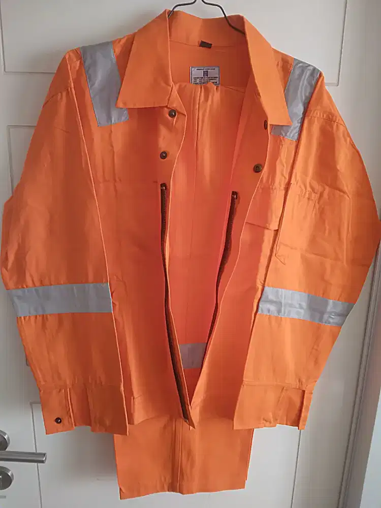 Wear pack / seragam kerja