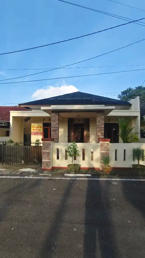 Di jual rumah pribadi 750 jt nego, luas rmh 120 M2, tanah total 260 M2