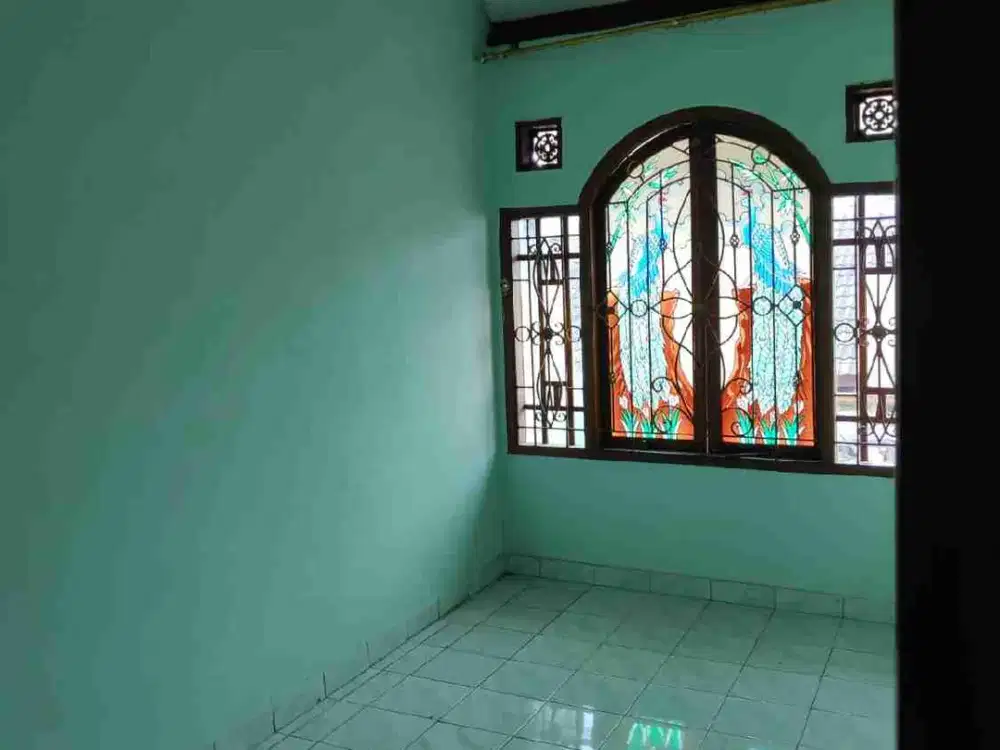 Dijual/Disewakan Rumah Bagus 2 Lantai Di Sayap Batununggal