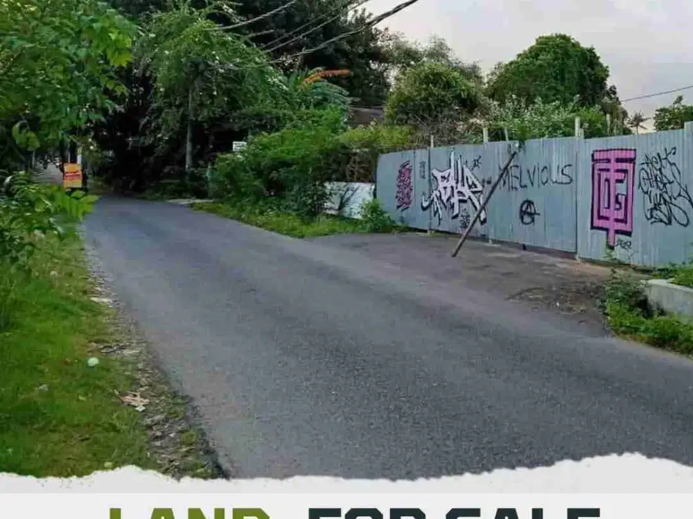 DIJUAL TANAH LOKASI JALAN UTAMA SEMINYAK Jl. Bidadari / Kuta - Bali.