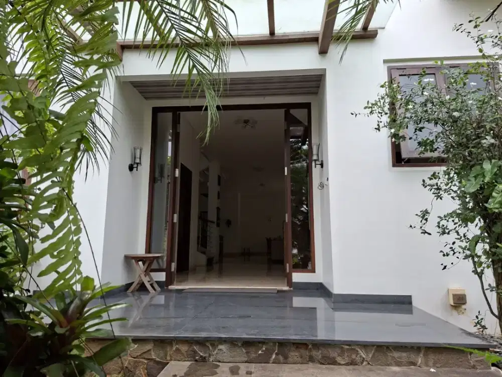 DIJUAL RUMAH HOOK – DELATINOS, BSD