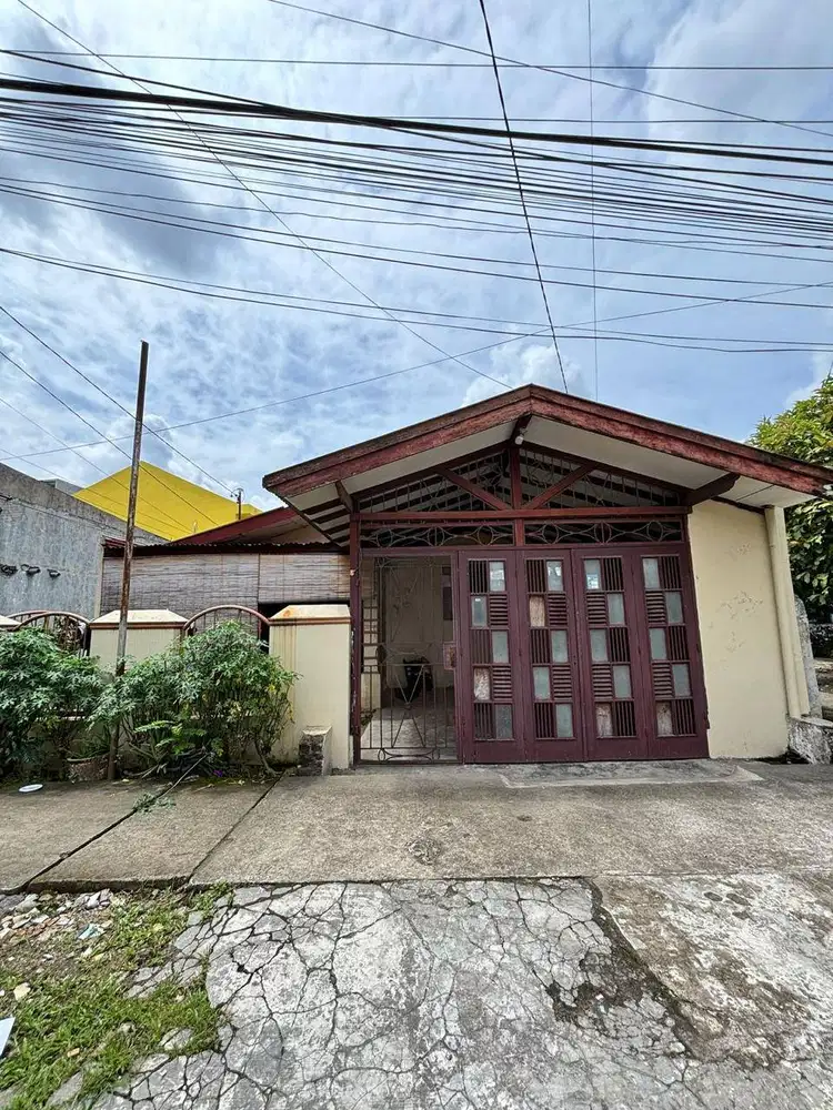 Dijual Rumah Pinggir Jalan Karya Bakti Medan Johor (DEPAN MEGAH KUPI)