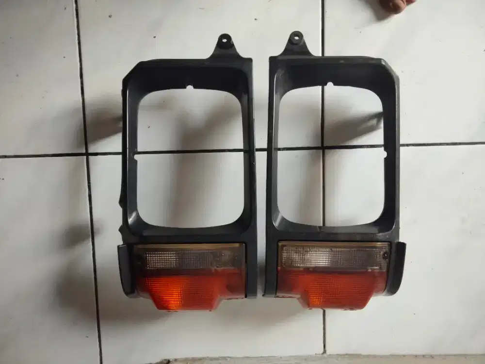 Rumah batok lampu kijang Rover THN 90