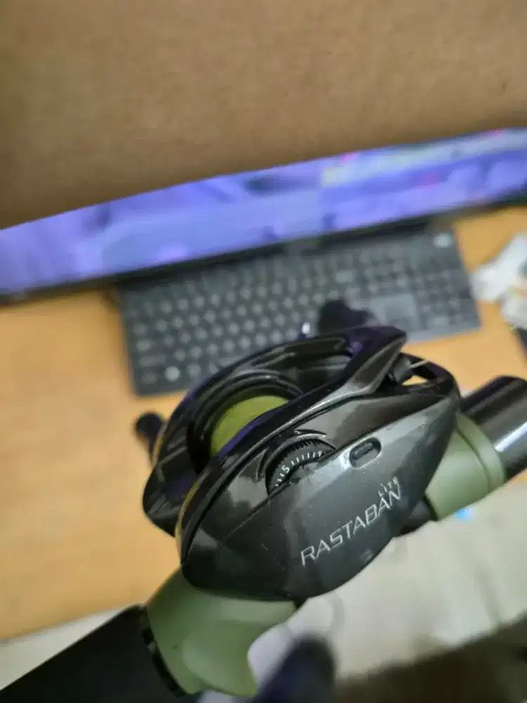 Reel Baitcasting Iroly Rastaban Lite Digital Control.