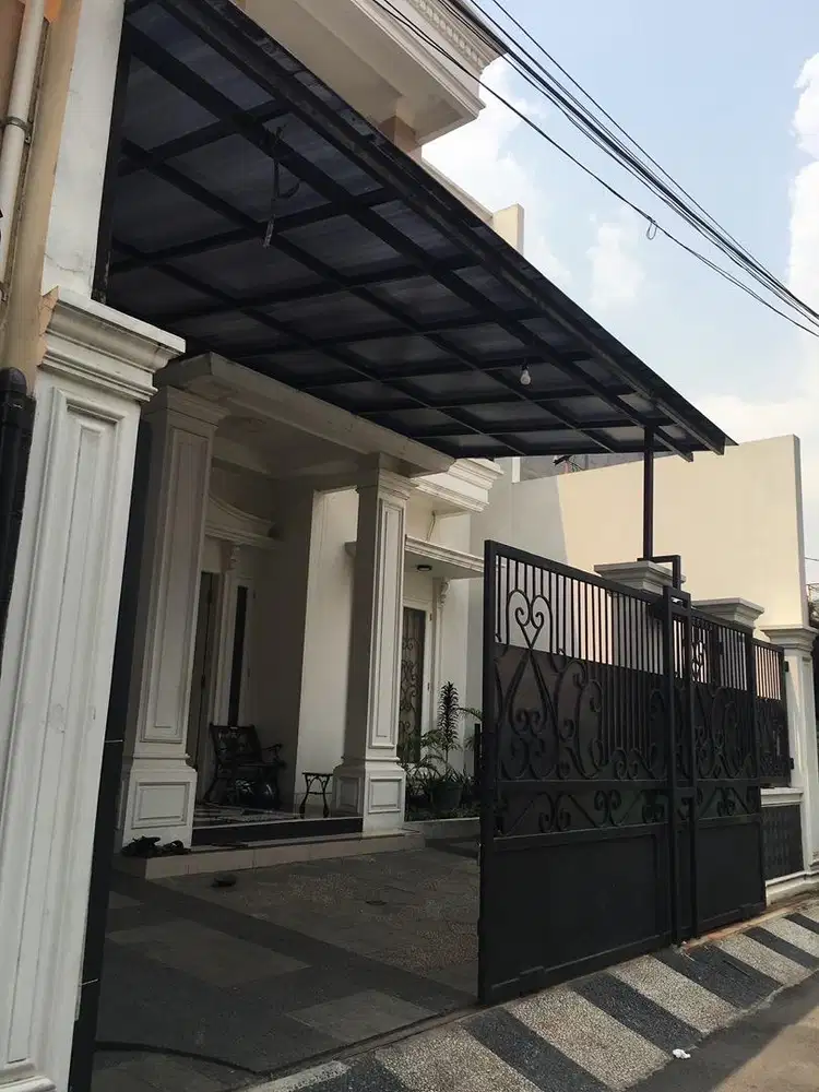 DIJUAL Rumah di Tebet Barat