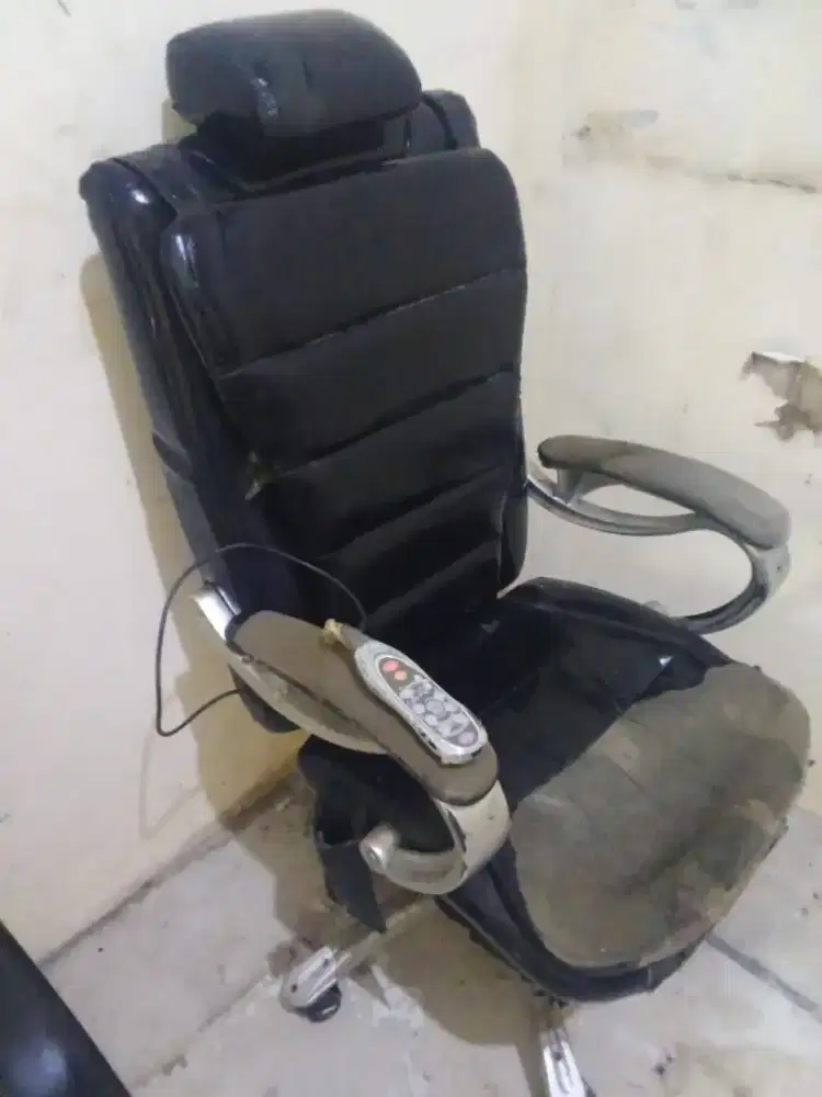 Bangku kantor pijat