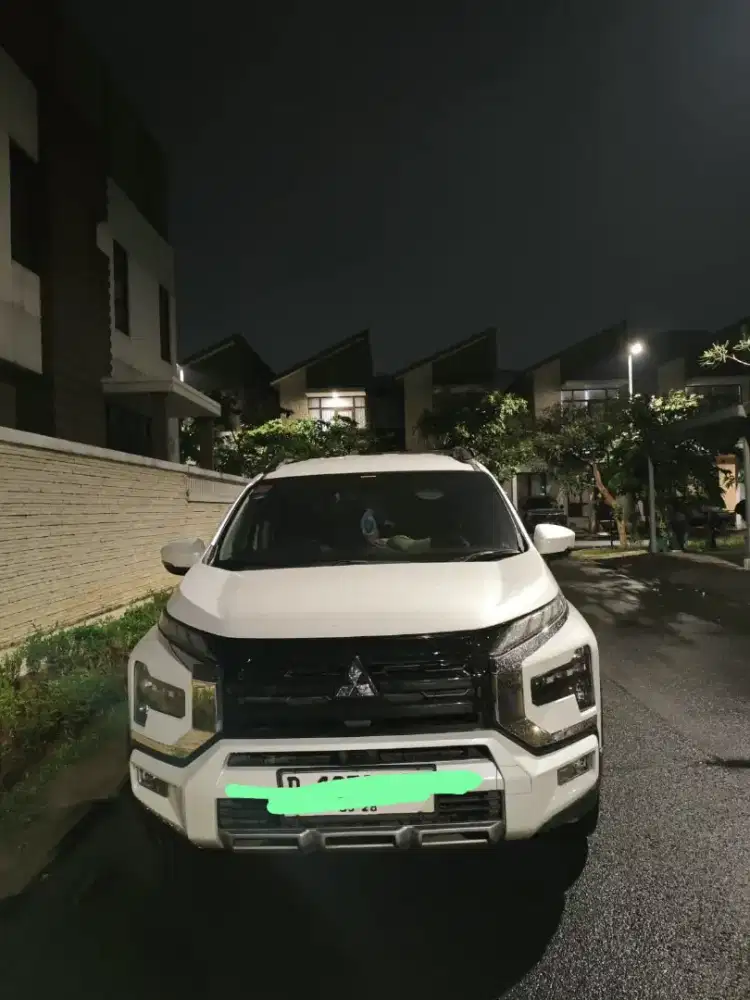 Dijual xpander cross premium mulus pemakaian sendiri