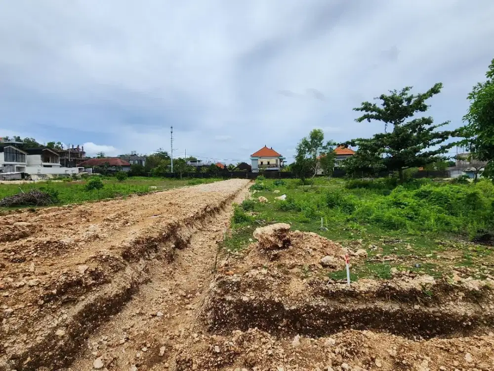 Dijual tanah kavling di Ungasan, Kuta Selatan, Badung. Lokasi strategis dekat dengan berbagai objek wisata di Bali Selatan