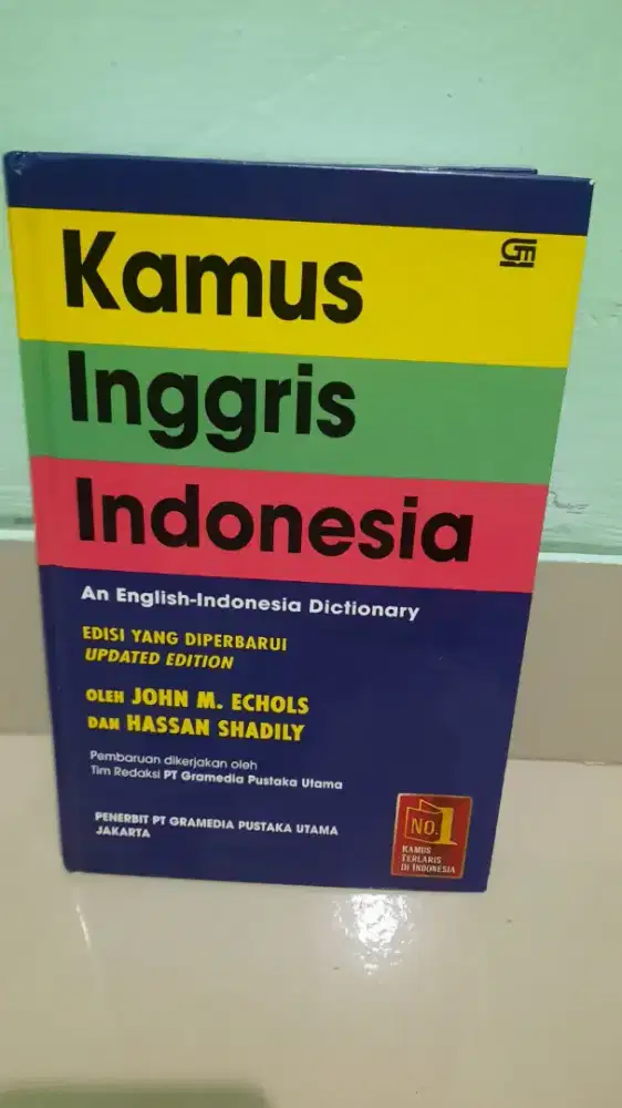 Buku Kamus Bahasa