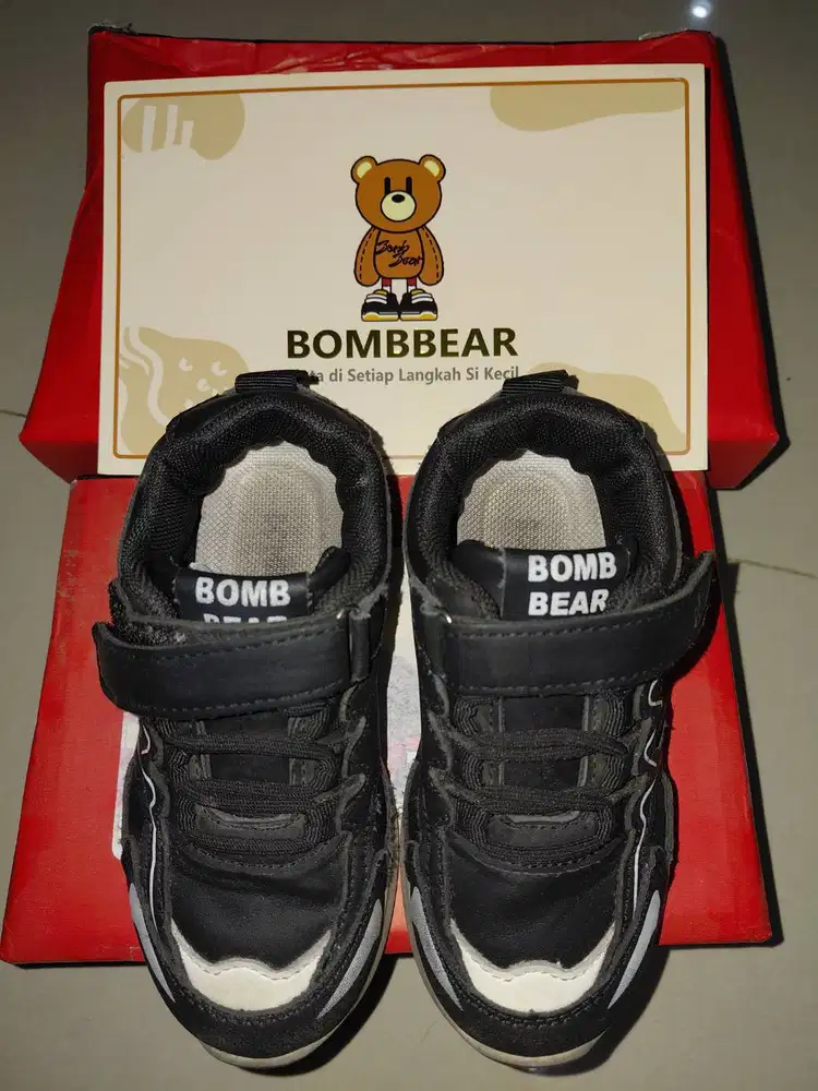 Dijual Sepatu Anak Bombbear ukuran 27 second