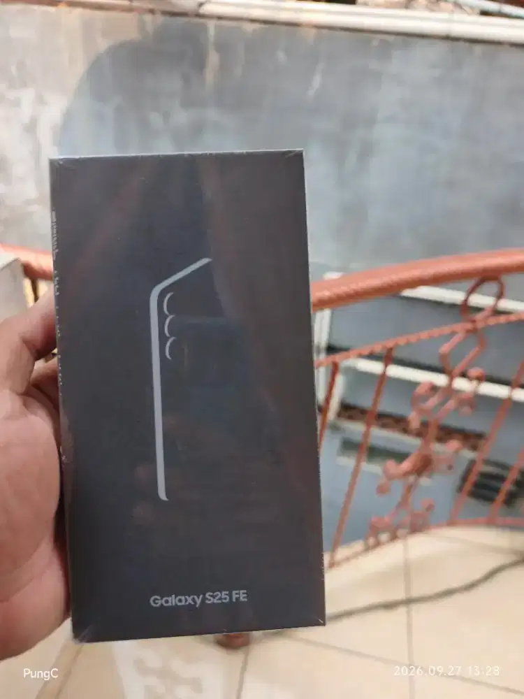 Samsung s25 FE 256 GB