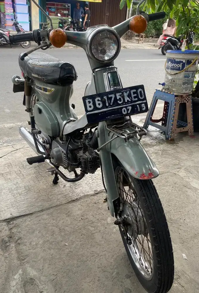 Honda c70 original jual cepat
