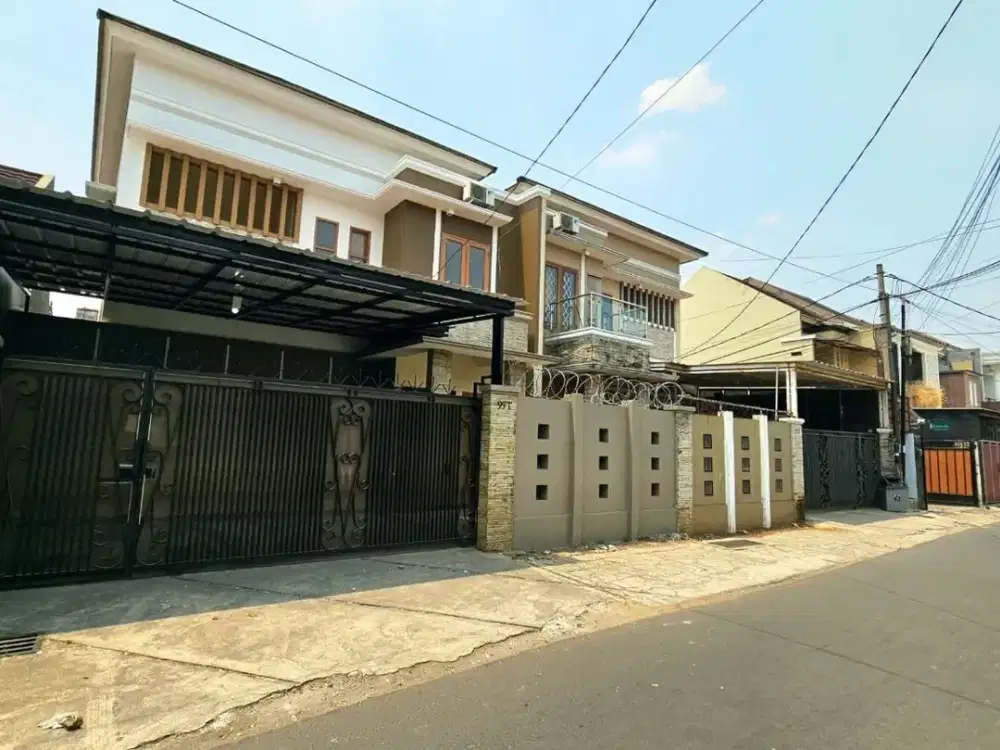 DISEWAKAN — RUMAH SINGLE, RASA CLUSTER! DAERAH JAKARTA SELATAN