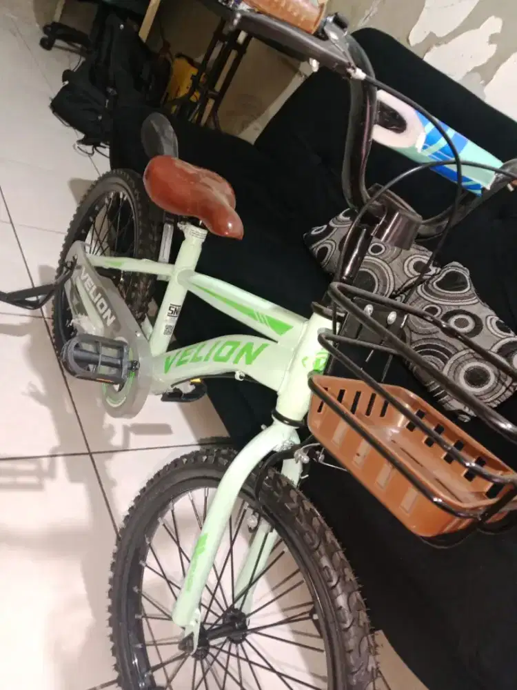 Sepeda ukuran 18