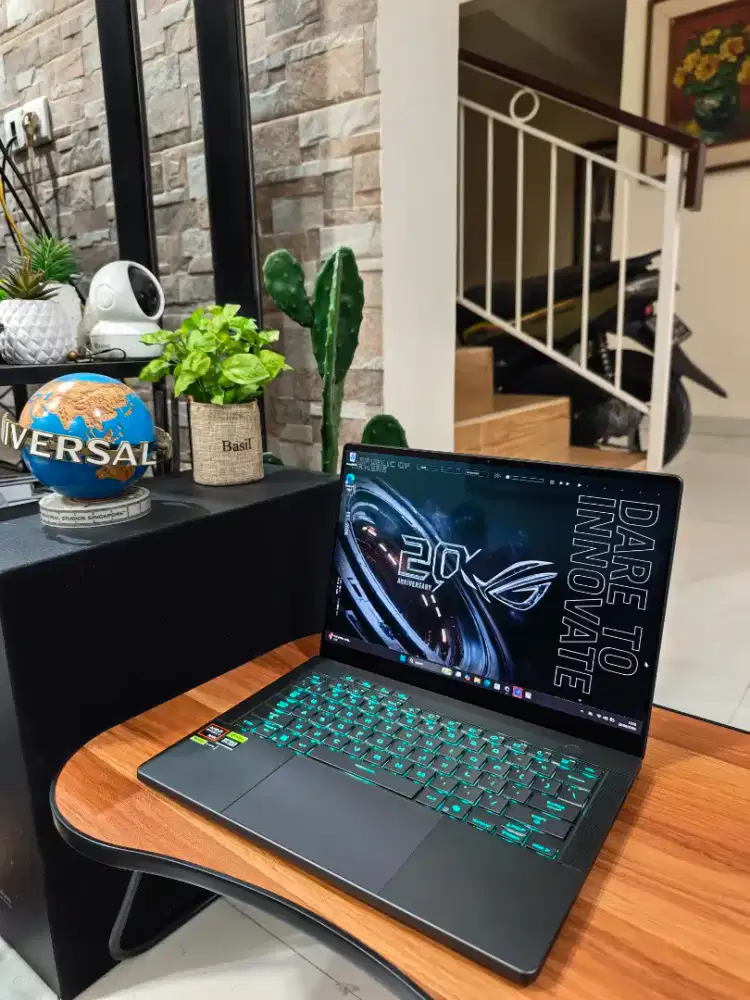 Laptop Asus ROG Zephyrus G14 GA403WM RTX5060 Ryzen Ai HX