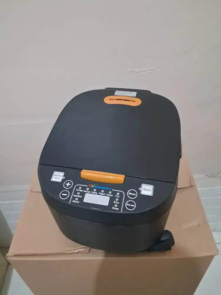 Rice cooker kondisi 90%