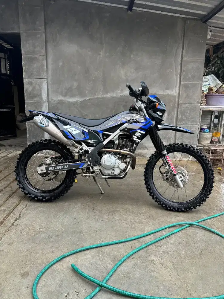 Kawasaki klx 230