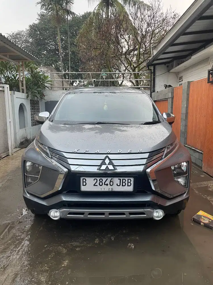 CASH Mitsubishi Xpander Ultimate AT Matic Cruise Control Keyless 2