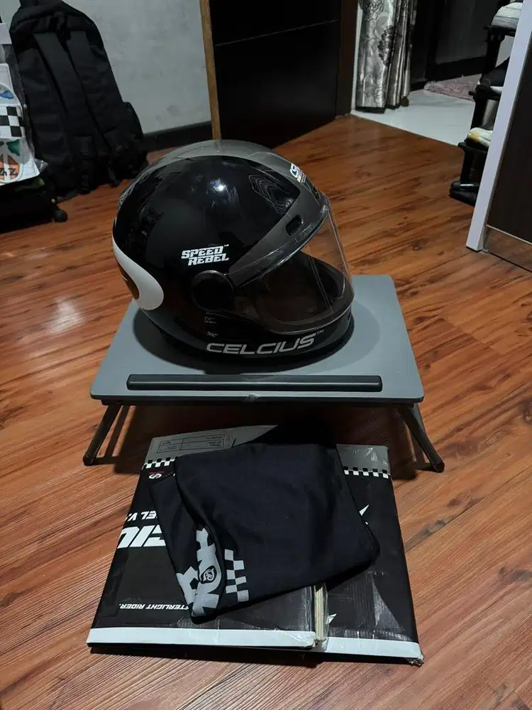 Celcius speed rebel helmet