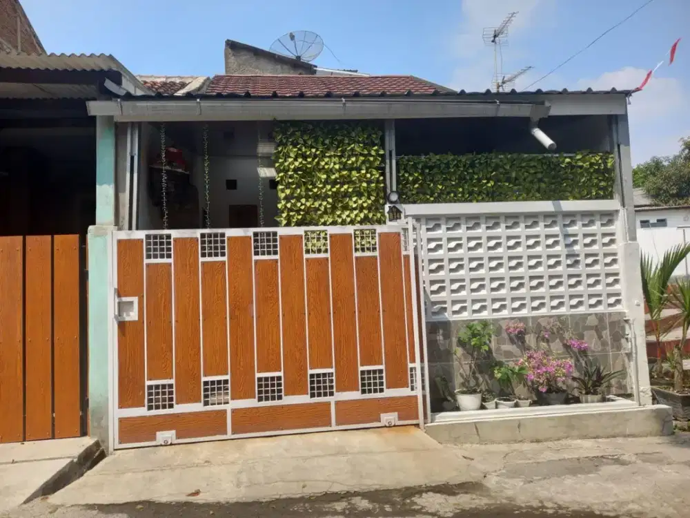 Di jual rumah minimalis di komplek griya Winaya