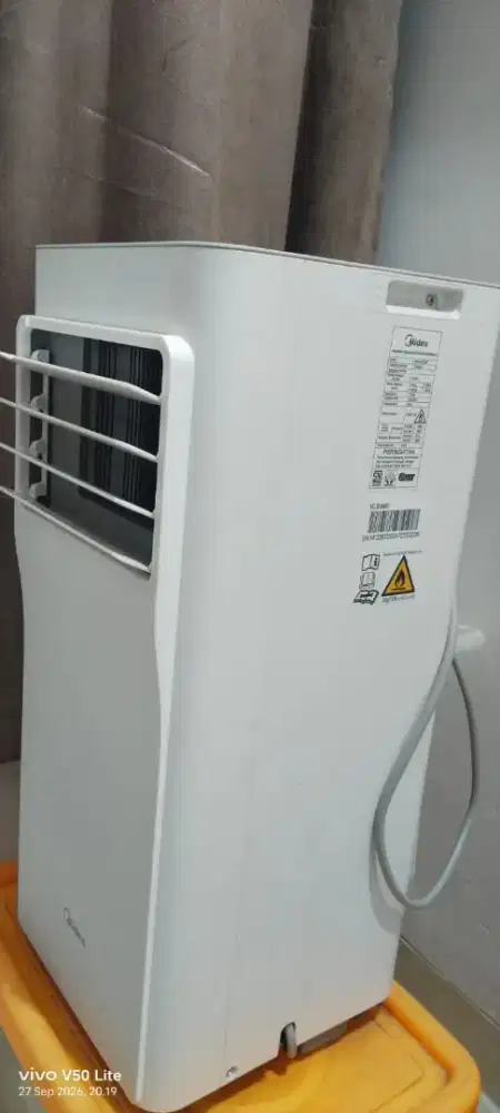 AC standing baru dipakai 2 bulan