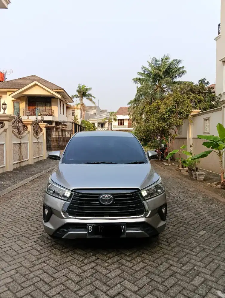 Toyota kijang Innova V 2.4 at diesel 2021