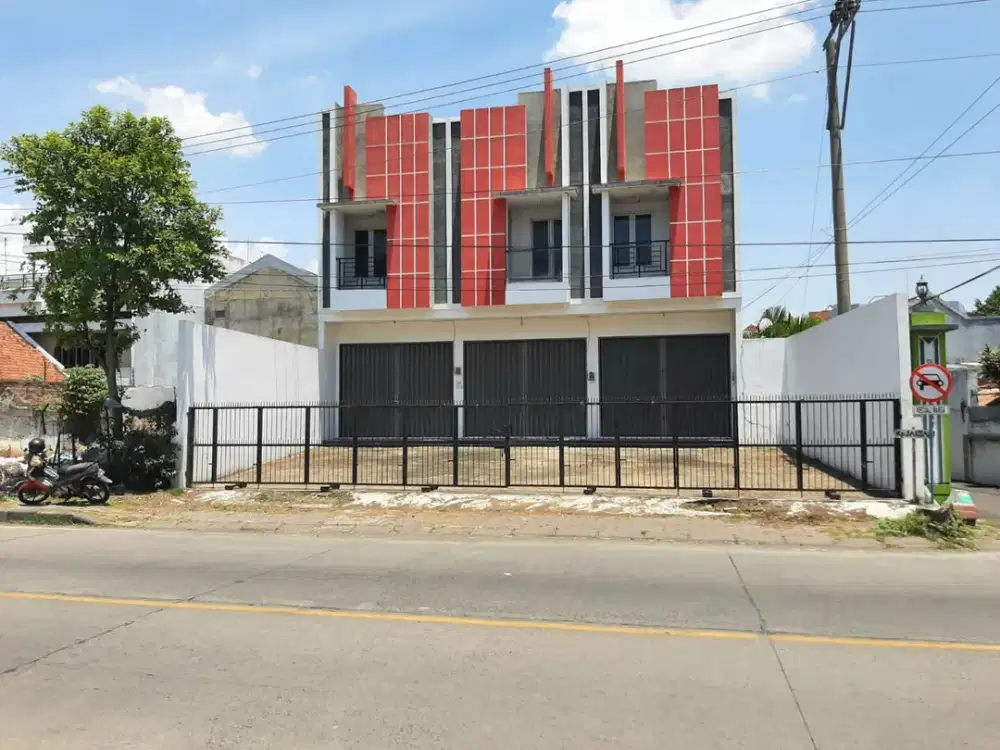 Dijual Ruko Gandeng 3 Pinggir jalan raya Widoharja Semarang Timur