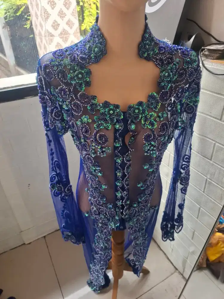 Atasan kebaya warna biru navy full payet