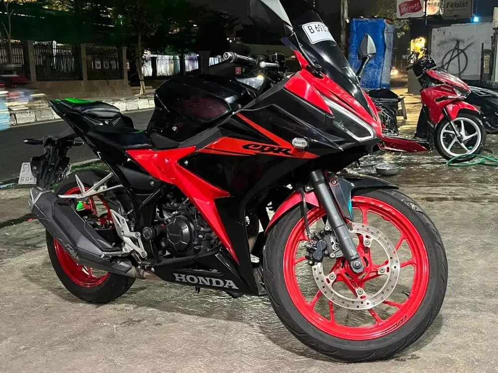 CBR150R 2017 Merah Hitam | Ganteng, Siap Gas