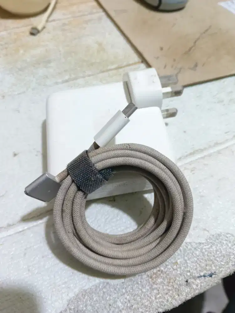 Magsafe 3 original dari macbook pro m1 pro