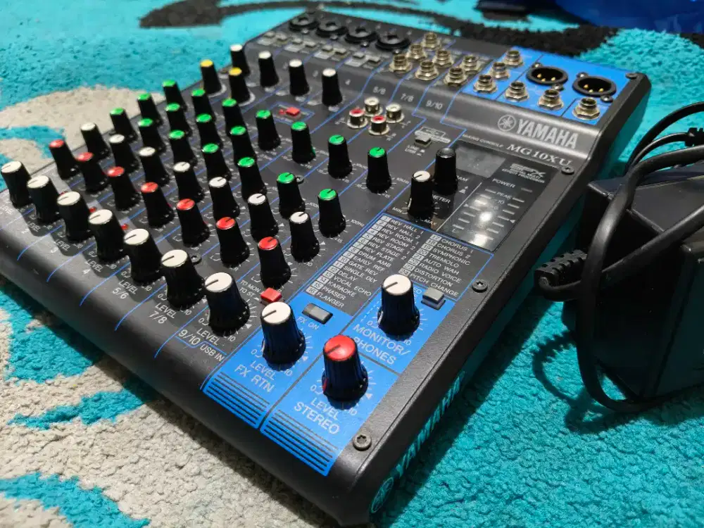 Mixer Yamaha MG10XU original Malaysia like new
