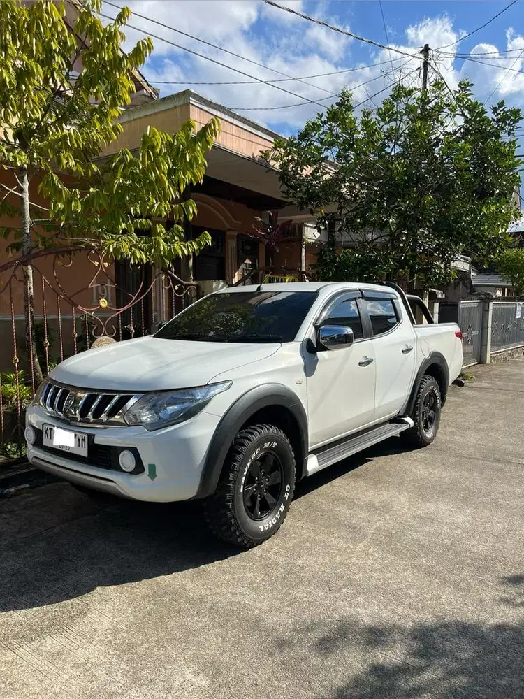 Mitsubishi Triton GLS 2019