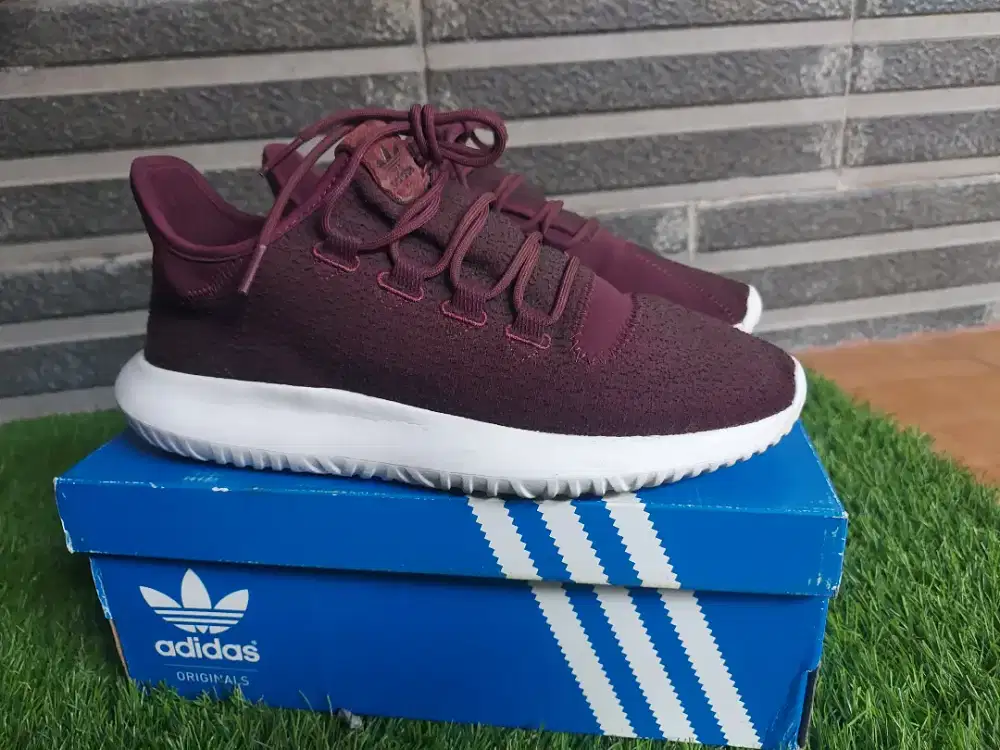 sepatu Adidas Tubular shadow Original 100% Kondisi Seken Mulus
