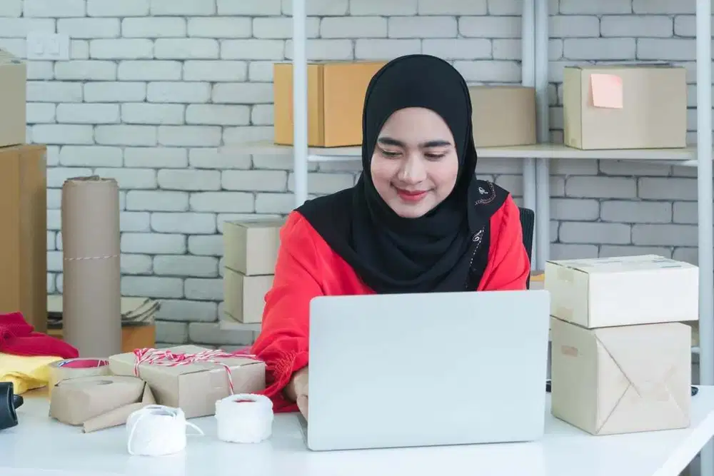 LOWONGAN KERJA ONLINE ADMIN – E-COMMERCE (WANITA)