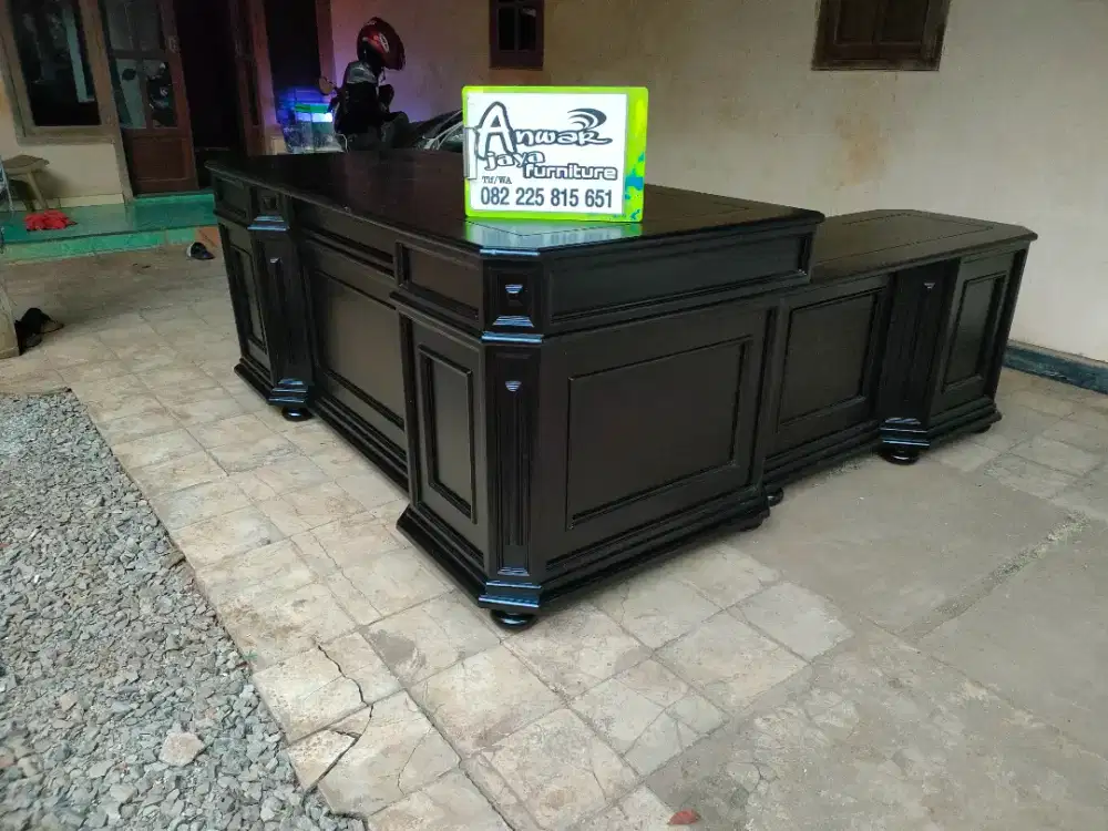 Meja kantor direktur sudut full kayu jati
