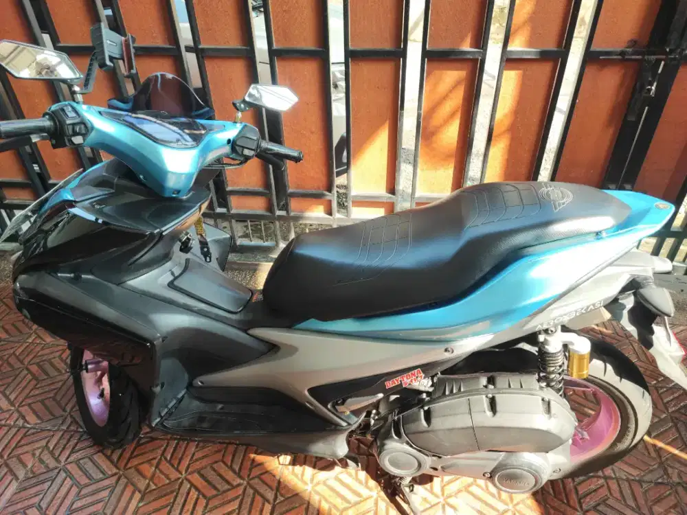 Yamaha Aerox 2019 VVA 150cc old