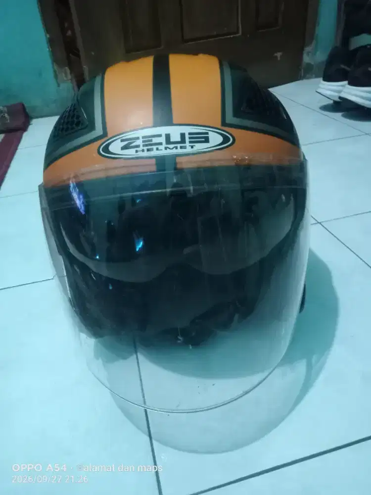 Jual cepat helm zeus