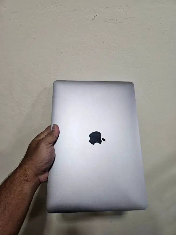 Macbook Pro M1 2020 16/512
