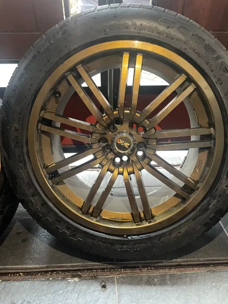 Velg & Ban R18 Ex Innova Old (2009)