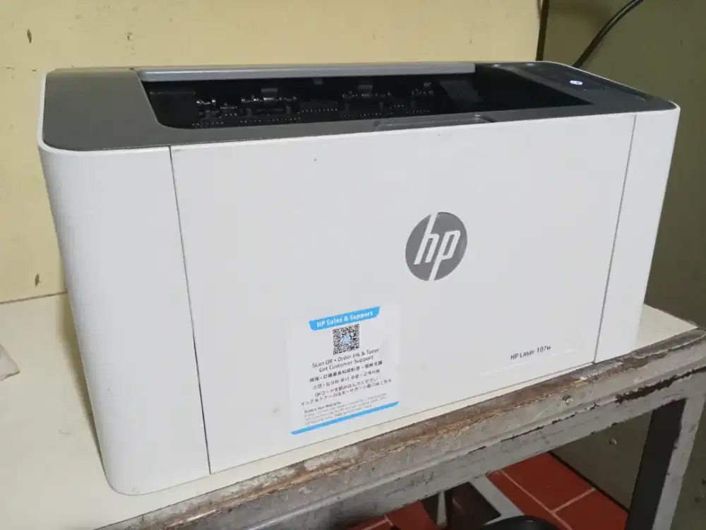 Printer HP LaserJet 107w, Mulus Normal, B/W Wifi, COD Cijantung Dsk